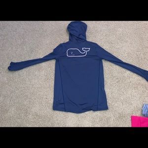 vineyard vines athletic sweatshirt